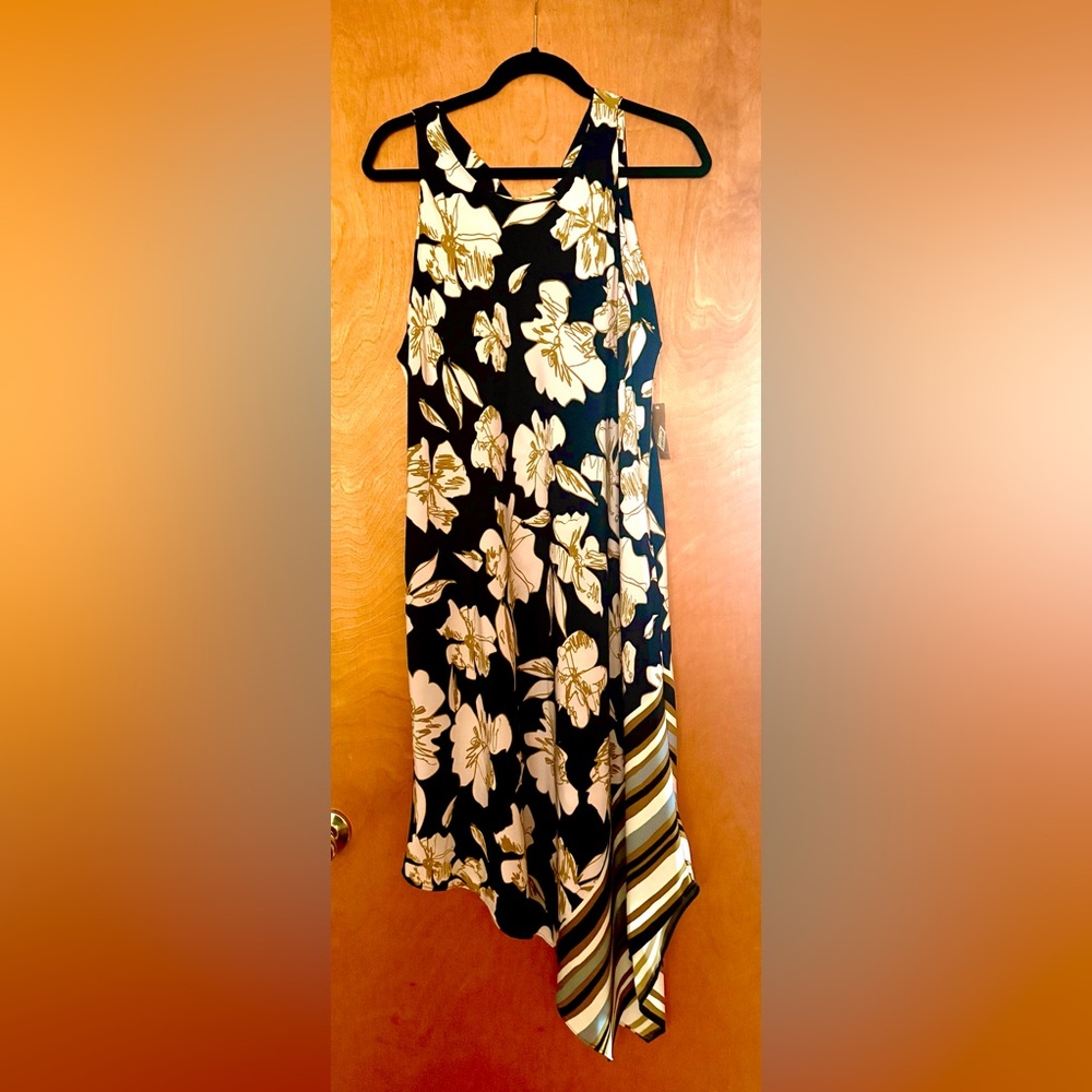 Rachel Dark Navy and Tan Garment XXL